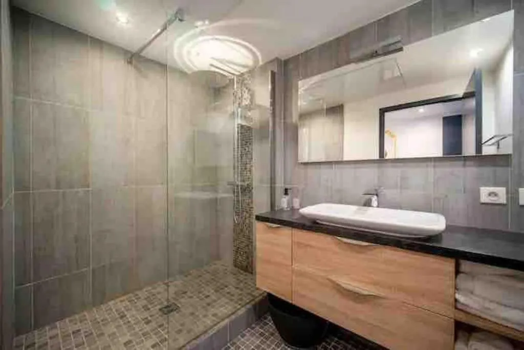 Le Marquis - T3 Standing 100M2 250 Metres Du Port Apartment Marseille